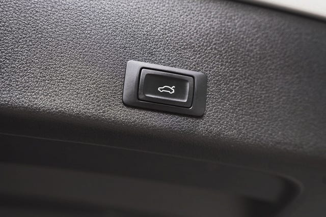 2020 AUDI E-TRON - 29