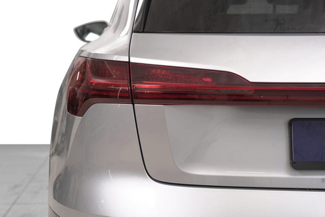 WAUZZZGE9LB023740 2020 AUDI E-TRON-5