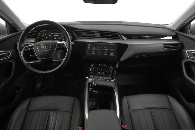 2020 AUDI E-TRON - 10