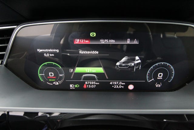 2021 AUDI E-TRON - 16