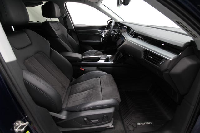 2021 AUDI E-TRON - 21