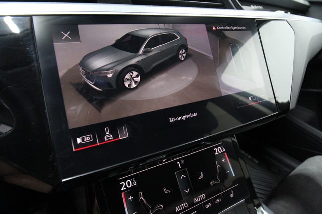 2021 AUDI E-TRON - 12
