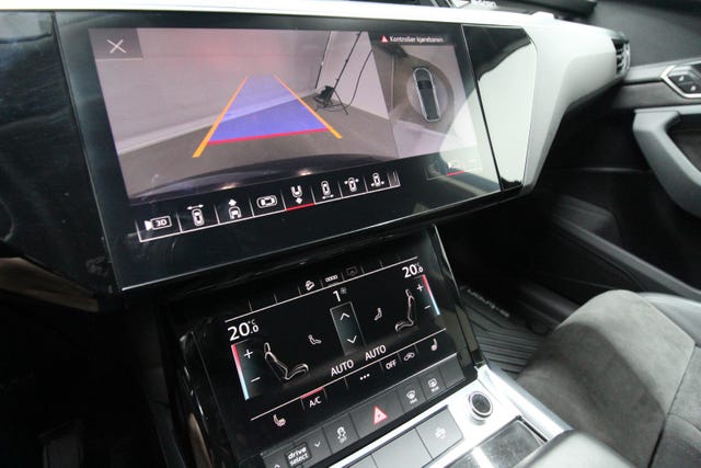 2021 AUDI E-TRON - 10