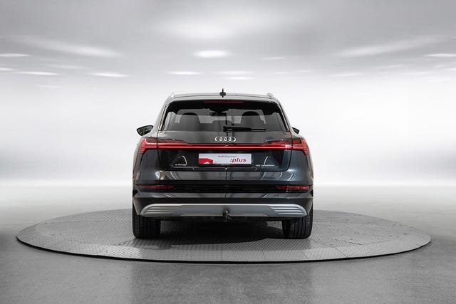 WAUZZZGE1MB017528 2021 AUDI E-TRON-3