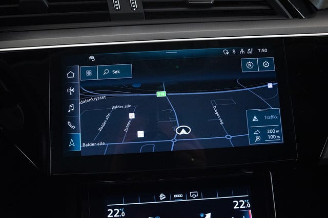 2021 AUDI E-TRON - 16