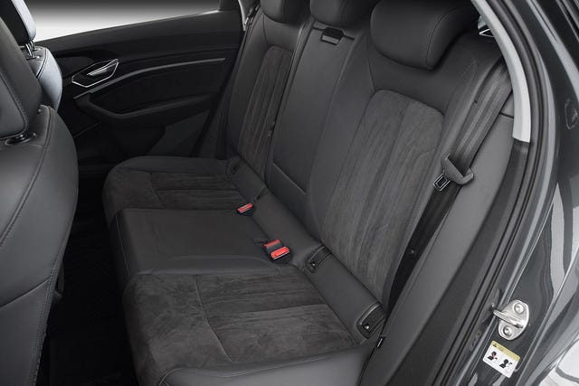 2021 AUDI E-TRON - 29