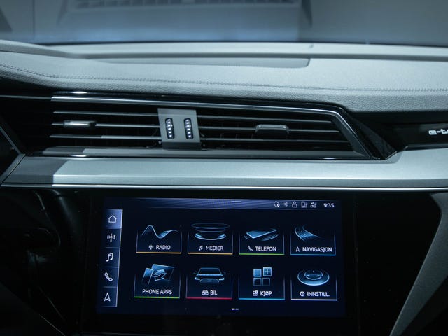 2020 AUDI E-TRON - 14