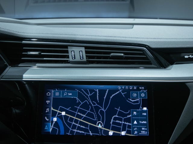 2020 AUDI E-TRON - 15