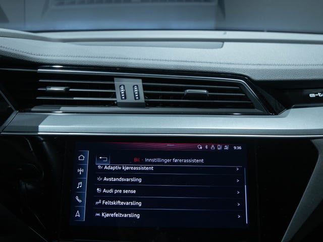 2020 AUDI E-TRON - 21