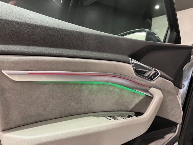 2020 AUDI E-TRON - 17