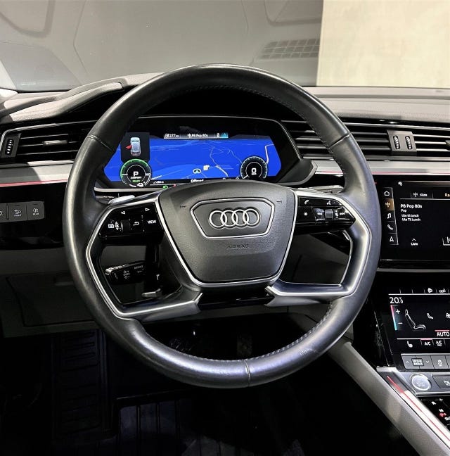 2020 AUDI E-TRON - 20