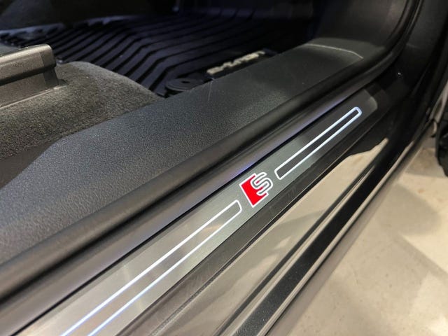 2020 AUDI E-TRON - 56