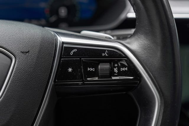 2020 AUDI E-TRON - 16