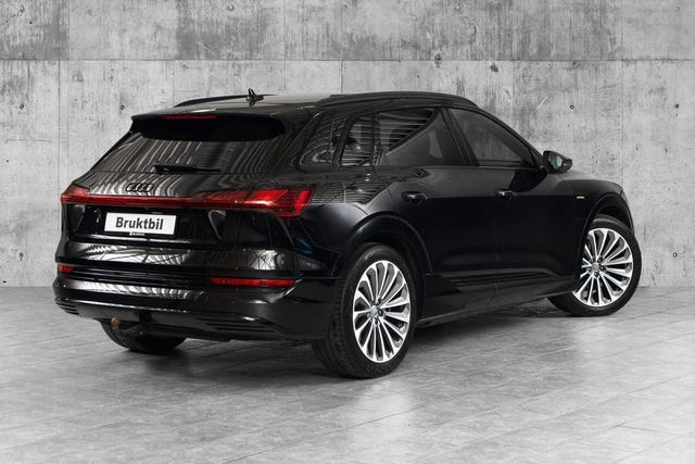 WAUZZZGE0LB024694 2020 AUDI E-TRON-1