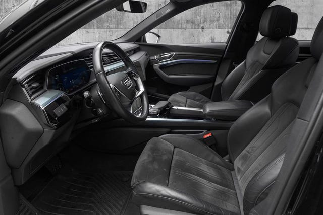 2020 AUDI E-TRON - 10