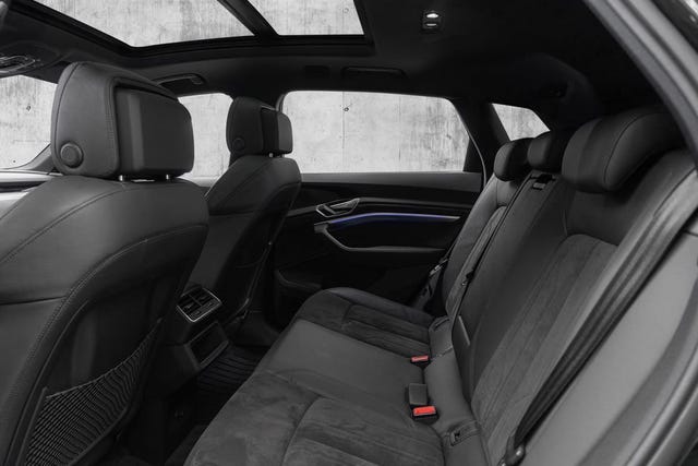 2020 AUDI E-TRON - 24