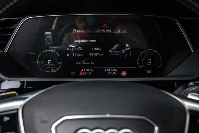 2021 AUDI E-TRON - 18