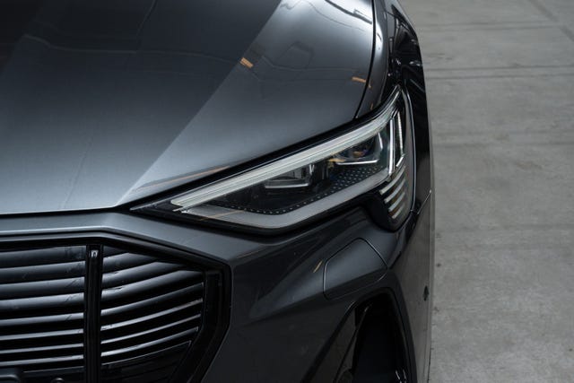 2021 AUDI E-TRON - 11