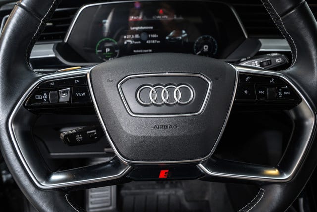 2021 AUDI E-TRON - 17
