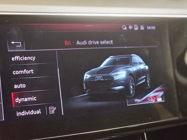 2020 AUDI E-TRON - 27