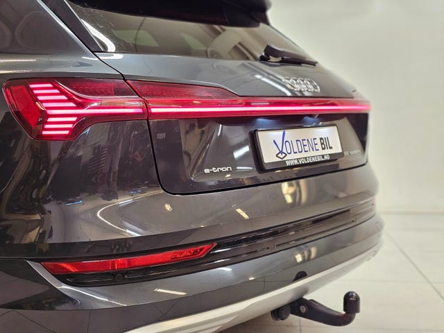 2020 AUDI E-TRON - 8