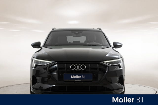 WAUZZZGE6LB016793 2020 AUDI E-TRON-2