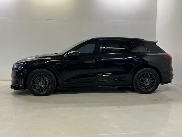2020 AUDI E-TRON - 10