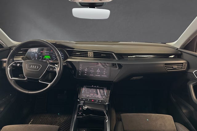 2020 AUDI E-TRON - 10