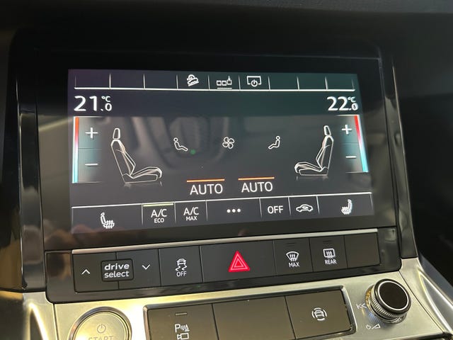2020 AUDI E-TRON - 34