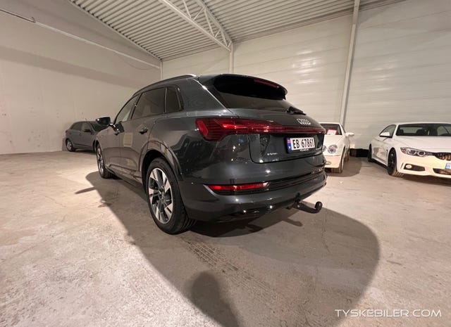 WAUZZZGE1LB009069 2020 AUDI E-TRON-2