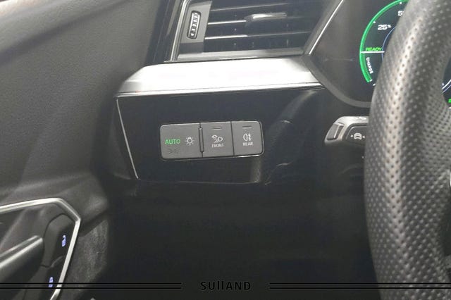 2021 AUDI E-TRON - 39