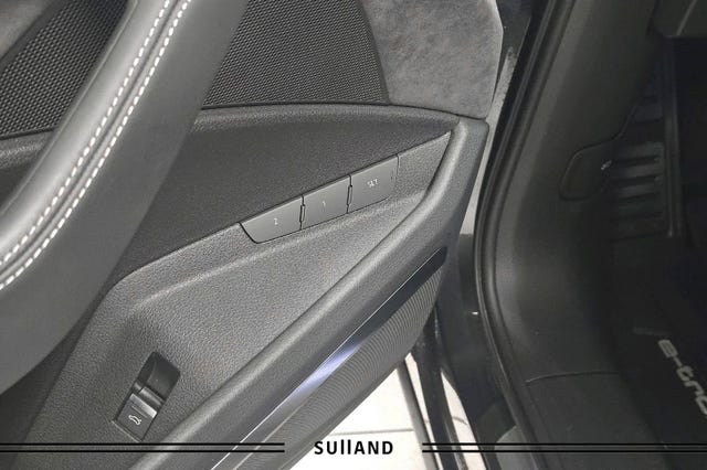 2021 AUDI E-TRON - 33