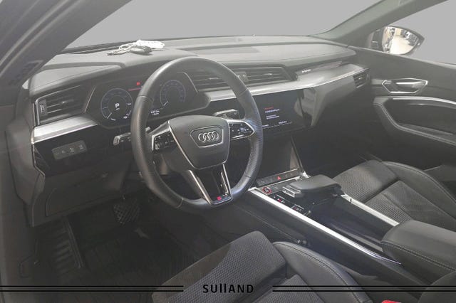 2021 AUDI E-TRON - 11