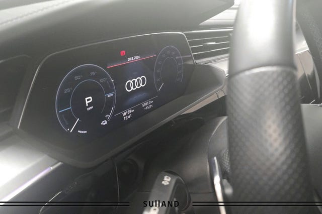 2021 AUDI E-TRON - 12