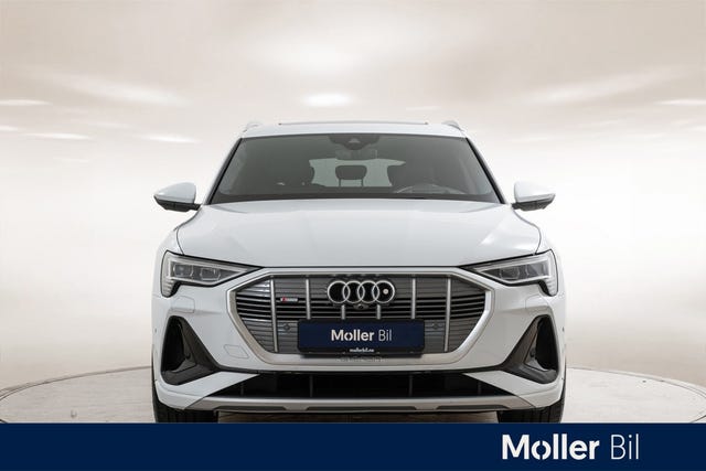WAUZZZGE3LB019649 2020 AUDI E-TRON-2