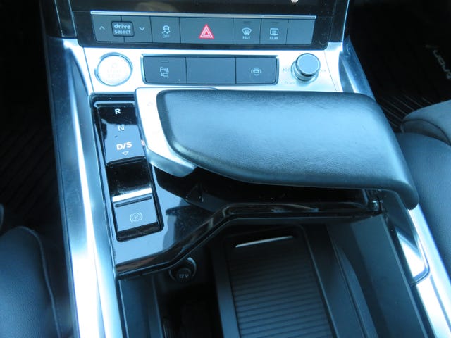 2020 AUDI E-TRON - 22