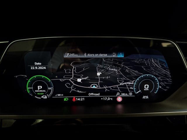 2020 AUDI E-TRON - 29