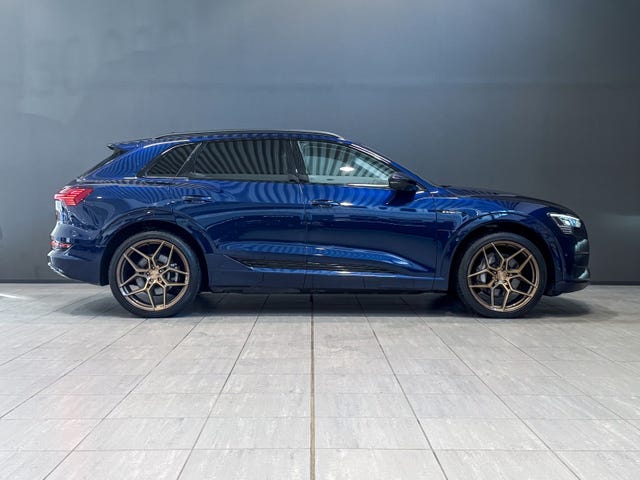 2020 AUDI E-TRON - 7