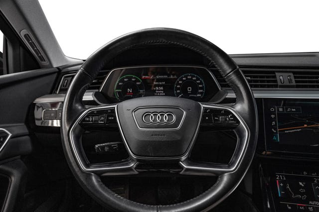 2020 AUDI E-TRON - 13