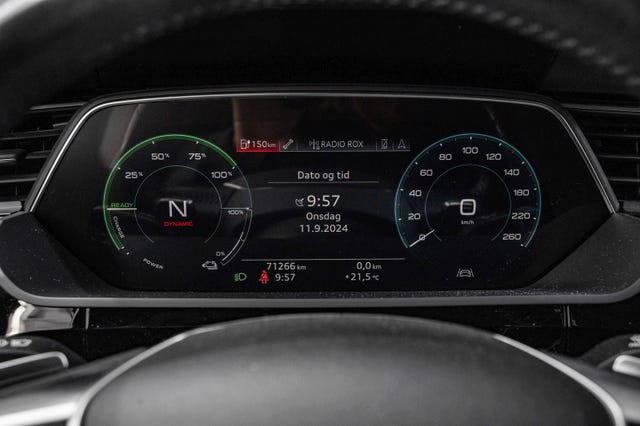 2020 AUDI E-TRON - 15