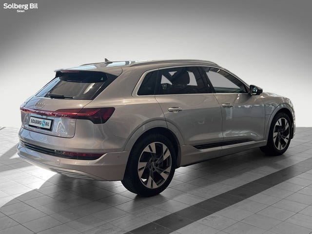 WAUZZZGE9LB035239 2020 AUDI E-TRON-2