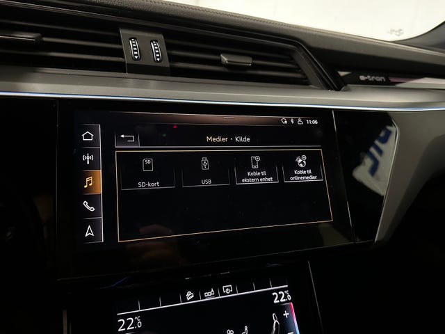 2020 AUDI E-TRON - 22
