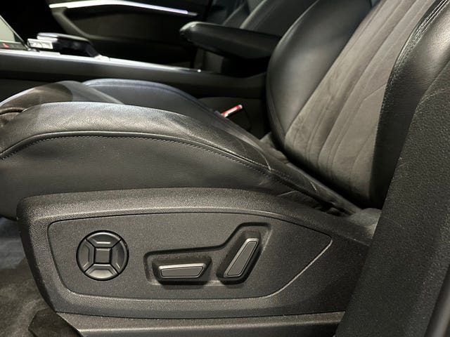 2020 AUDI E-TRON - 17