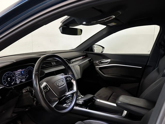 2020 AUDI E-TRON - 13