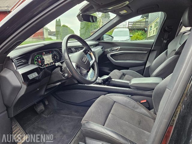 2020 AUDI E-TRON - 8