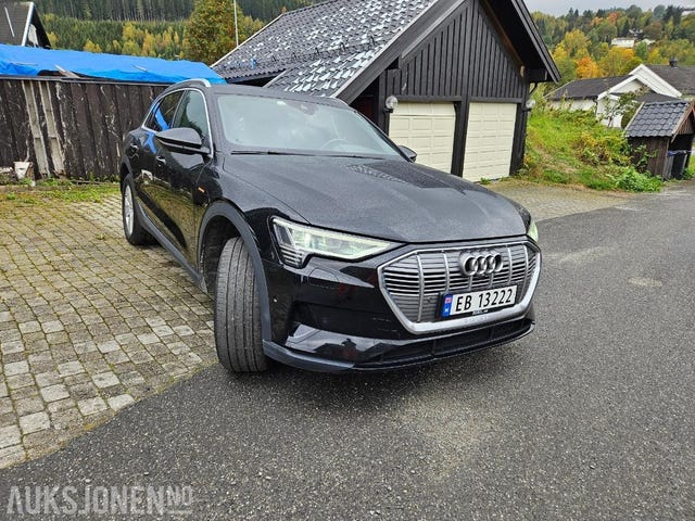 WAUZZZGE6LB007964 2020 AUDI E-TRON-0