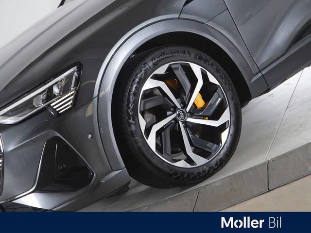 WAUZZZGEXMB027281 2021 AUDI E-TRON-4