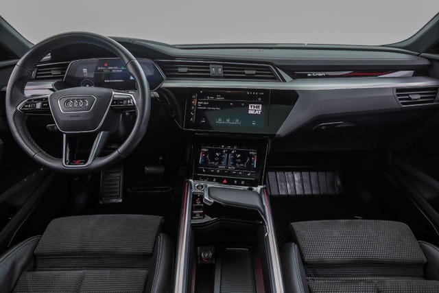 2021 AUDI E-TRON - 34