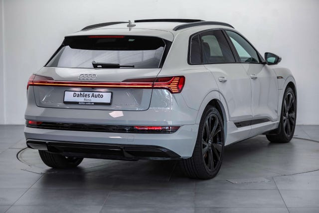 2021 AUDI E-TRON - 10