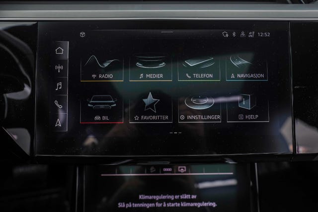 2021 AUDI E-TRON - 23